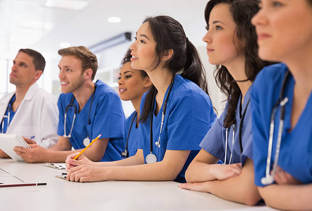 ngành điều dưỡng (Nursing) cực kỳ tiềm năng nếu mong muốn học ngành dễ định cư Mỹ